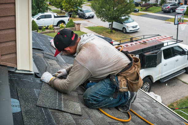 Professional Gutter Installation technician working in Oaklyn, NJ